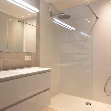 Bel Air - Stylish And Spacious With Stunning Sea View T27 *